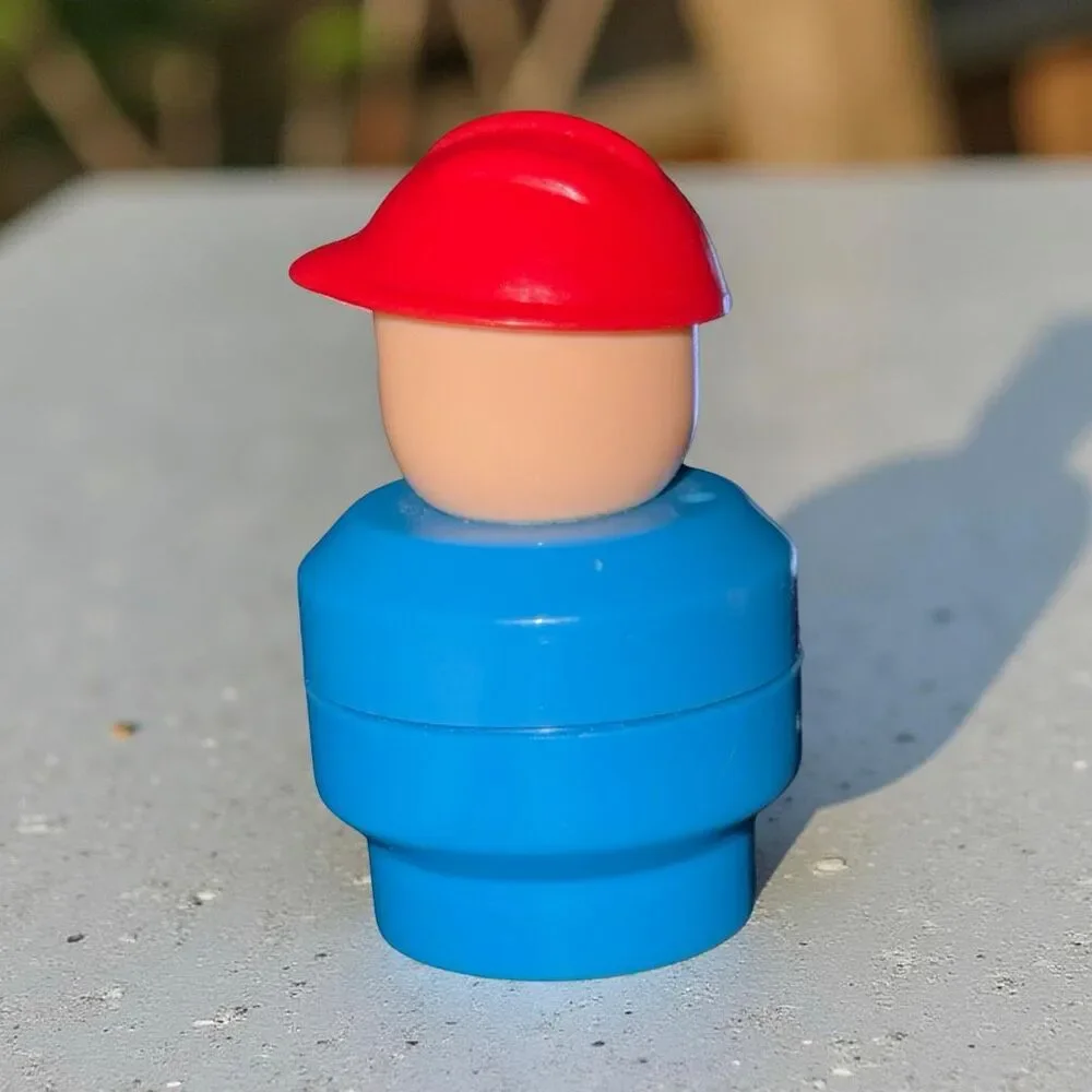 Vintage Fisher Price Chunky Little People Construction Utility Worker 2’”. A38